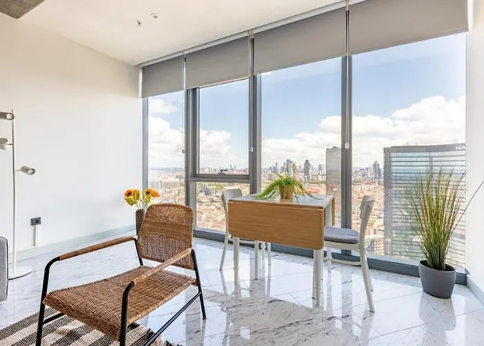 Scenic Bright W Parking, Poolviews! #302 *