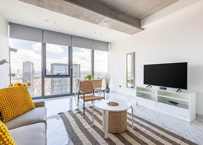 Scenic Bright W Parking, Poolviews! #302 * 伊斯坦布尔