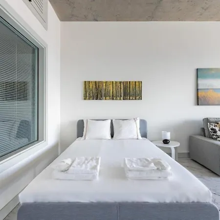 Scenic Bright W Parking, Poolviews! #302 * 이스탄불