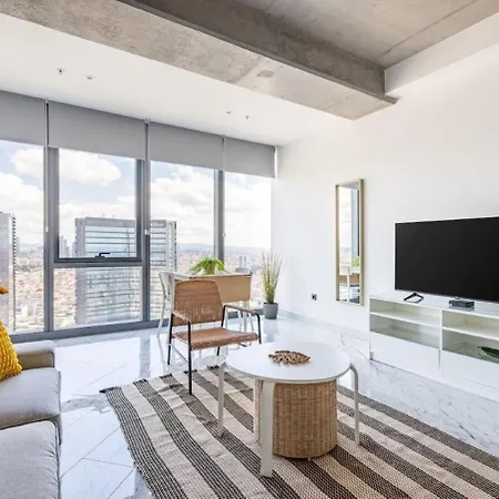 Scenic Bright W Parking, Poolviews! #302 * 이스탄불